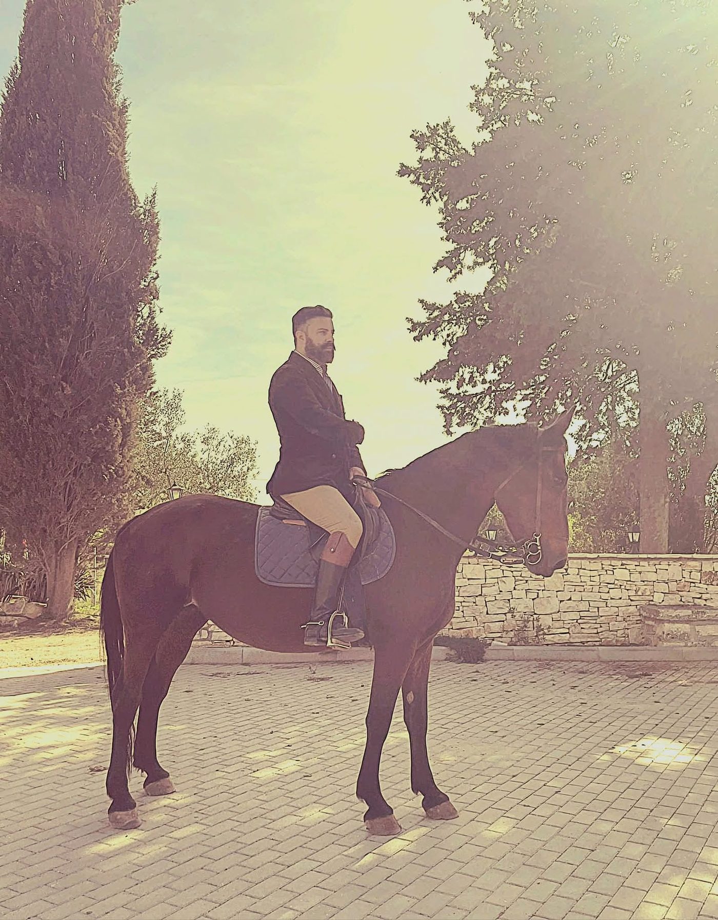A cavallo